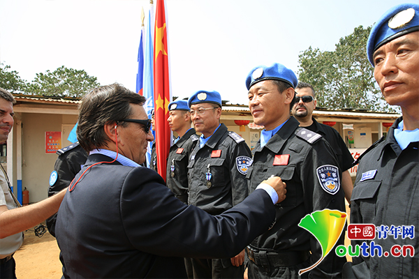 内蒙古公安边防总队王东升:听祖国召唤 两度赴外维和 内蒙古公安边防总队王东升:听祖国召唤 两度赴外维和