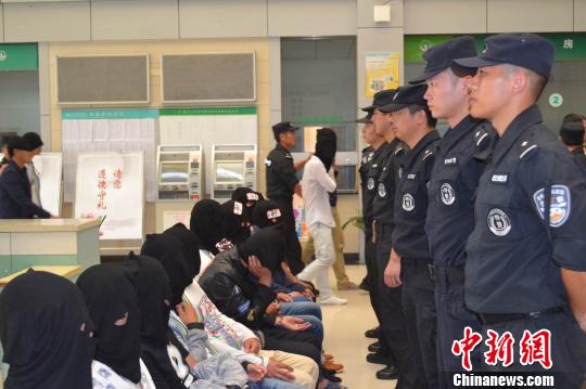 南昌警方摧毁一特大网络诈骗犯罪集团刑拘95人