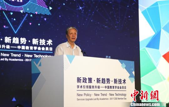 中国教育学会会长:高考改革将倒逼基础教育改革