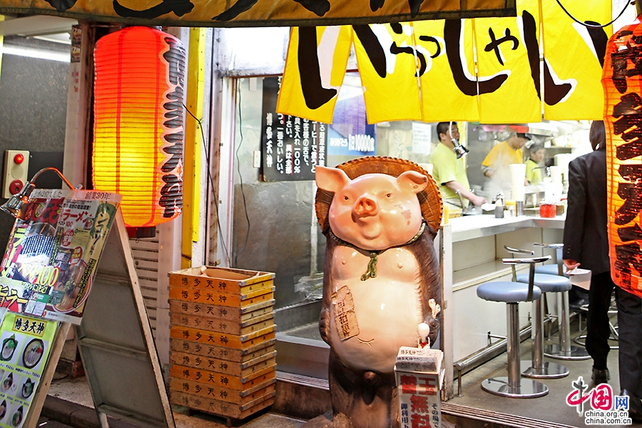 歌舞伎町偶尔的一家拉面馆