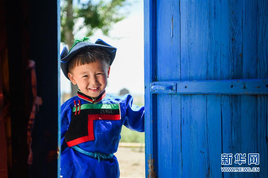 探访内蒙古“三少民族”自治旗