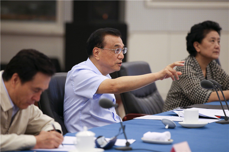 李克强考察科技部:让创新'火炬'更好普惠大众普惠社会 李克强考察科技部:让创新'火炬'更好普惠大众普惠社会