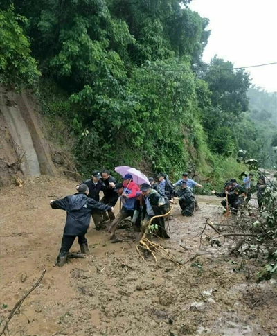 連續暴雨天氣,造成攀枝花米易縣得石鎮和鹽邊縣桐子林鎮二灘右幹線