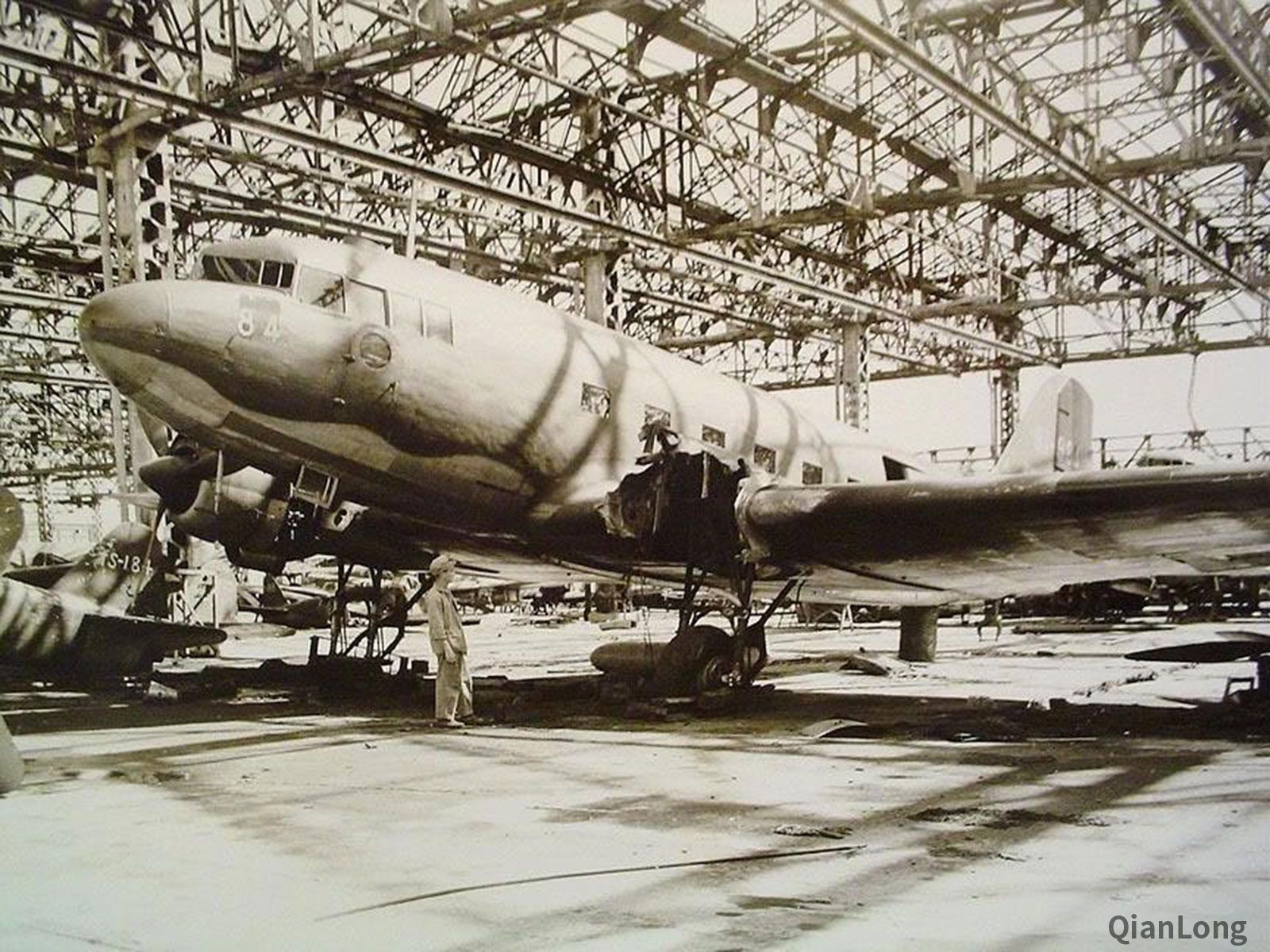 二战日本的l2d运输机与驼峰航线的c47运输机同款13