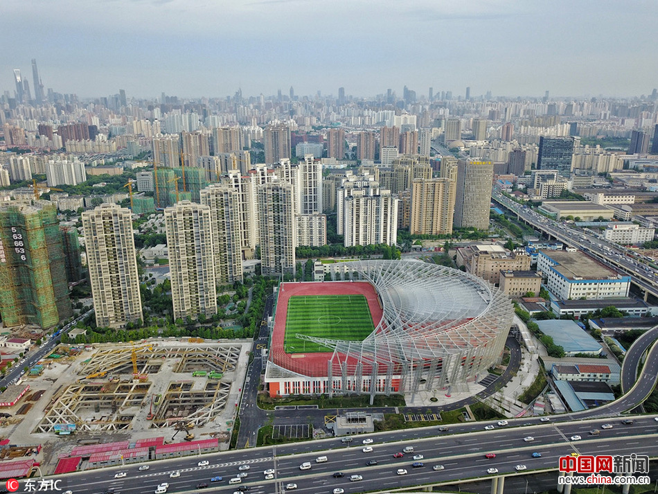 上海静安体育中心竣工 首个屋顶足球场将亮相