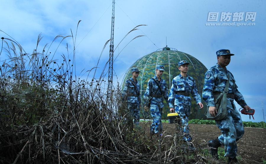 中部戰區空軍雷達某旅四站紮根高山忠誠履行使命記事