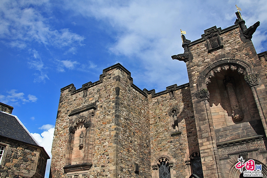 爱丁堡城堡曾经是堡垒、皇宫、军事要塞和国家监狱