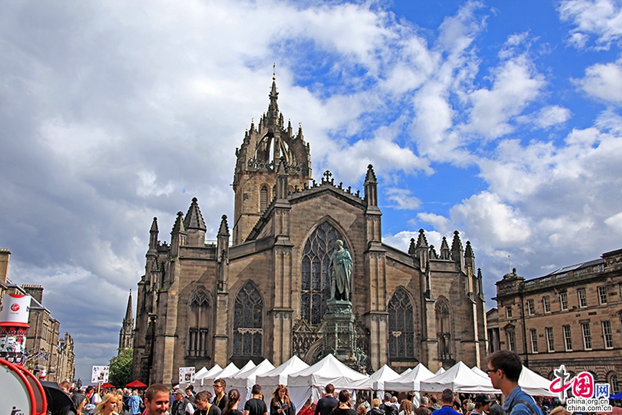 爱丁堡的旧城和新城一起被列为世界遗产名录
