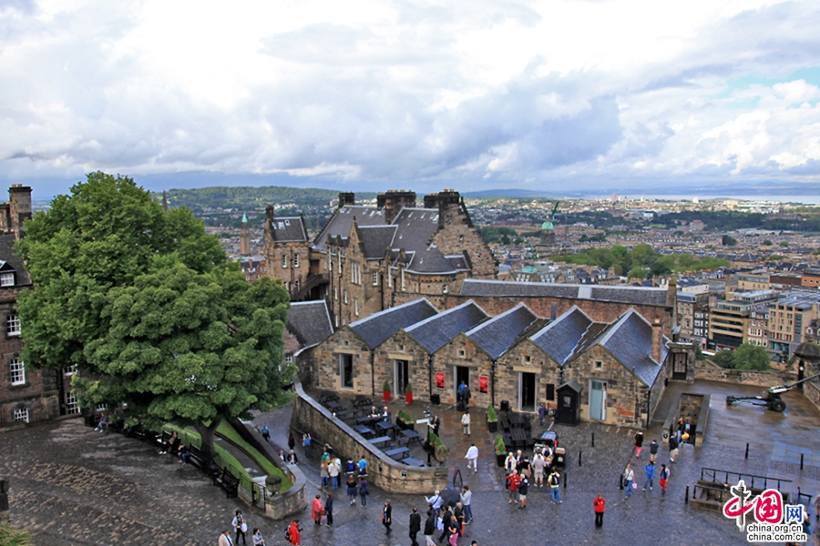 从爱丁堡城堡远眺