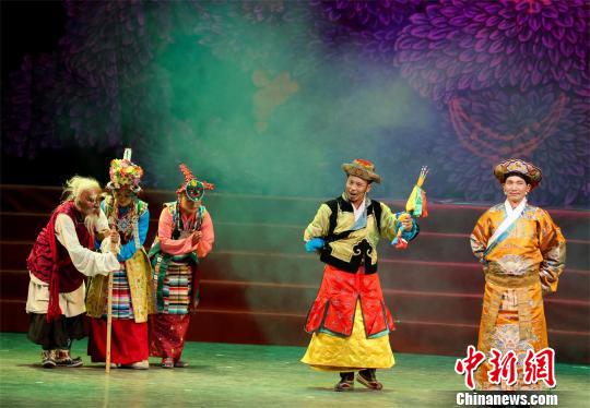 藏戏《卓娃桑姆》登陆武汉 展示传统藏文化