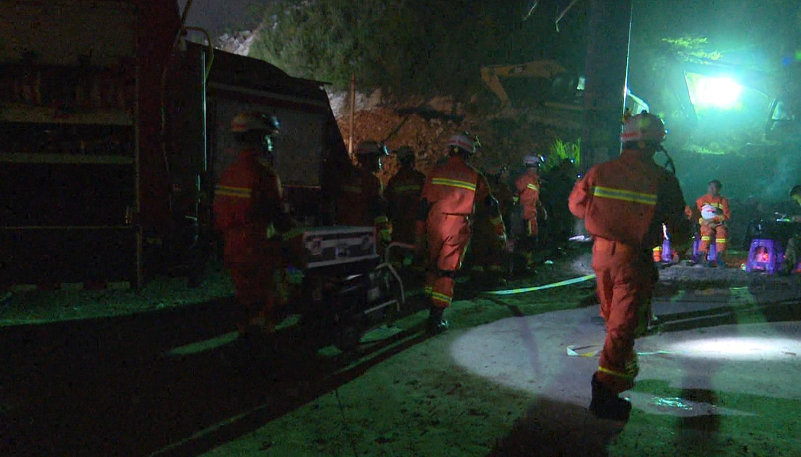 贵州三荔高速施工现场发生山体滑坡 已致3死3失踪