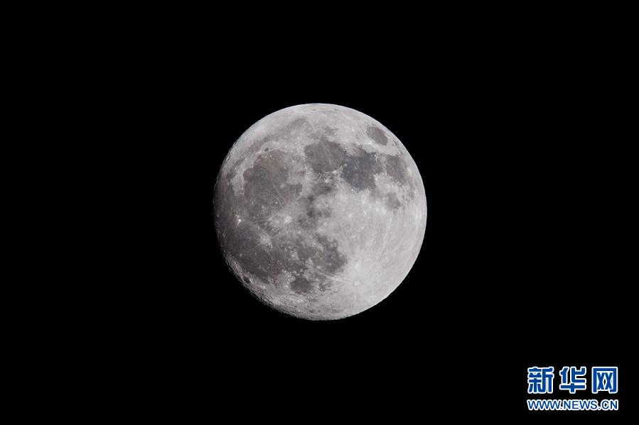 农历八月十五中秋佳节月儿圆[组图]