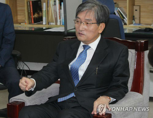 资料图片：韩国新任驻华大使卢英敏 图片来源：韩联社