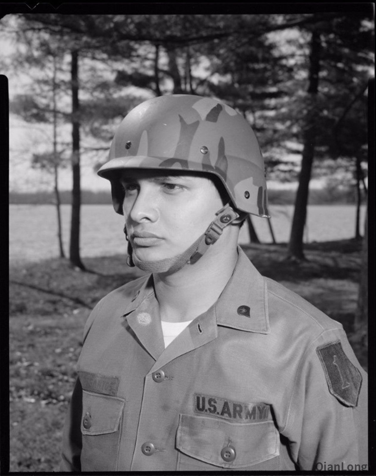 02.除了美军外，美国境内的SWAT小组也装备了大量的PASGT头盔，甚至联合国维和部队也采用了该型头盔。