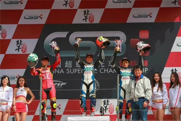 CRRC鄂尔多斯站第二回合 猛狮电池赛车队称王