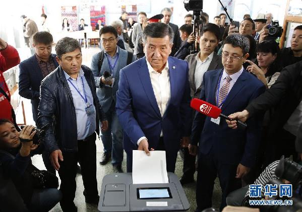 （国际）（1）初步结果显示热恩别科夫在吉尔吉斯斯坦总统选举中获胜 