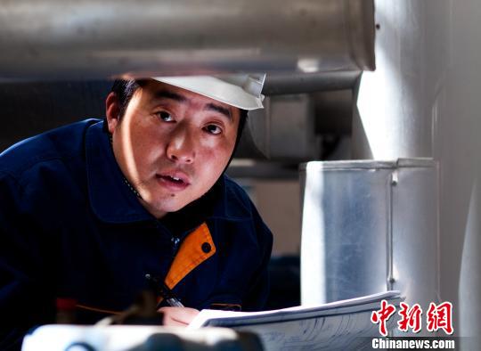 基层匠师吴坚的“心愿”：为“中国制造”贡献一份力