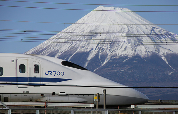 日本新干线列车使用了神钢不合格产品