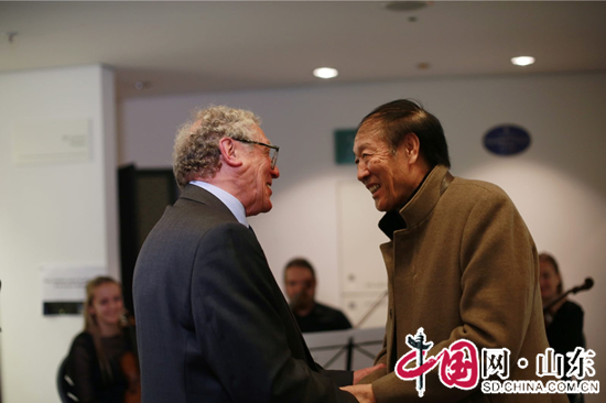 著名画家封思孝在伦敦大英博物馆举办个人水彩画展（组图）