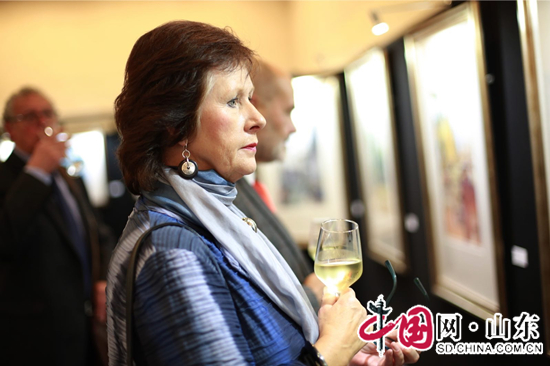 著名画家封思孝在伦敦大英博物馆举办个人水彩画展（组图）