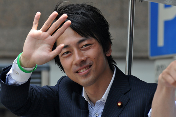 日媒猜想6位安倍接班人 前首相小泉之子位列其中_新闻中心_中国网