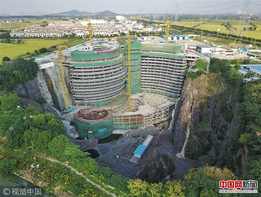 上海深坑酒店露真容 被誉为世界建筑奇迹
