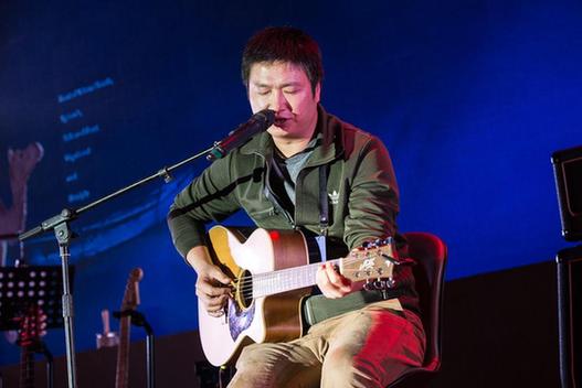 万晓利举行新专辑发布会,民谣圈好友齐集助阵