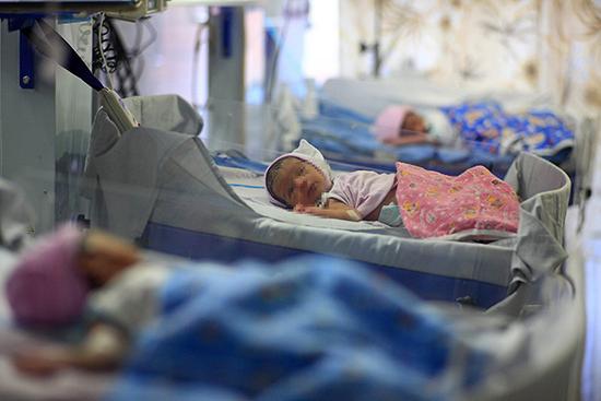 印度医院再现“死亡潮” 4天58名婴儿离世