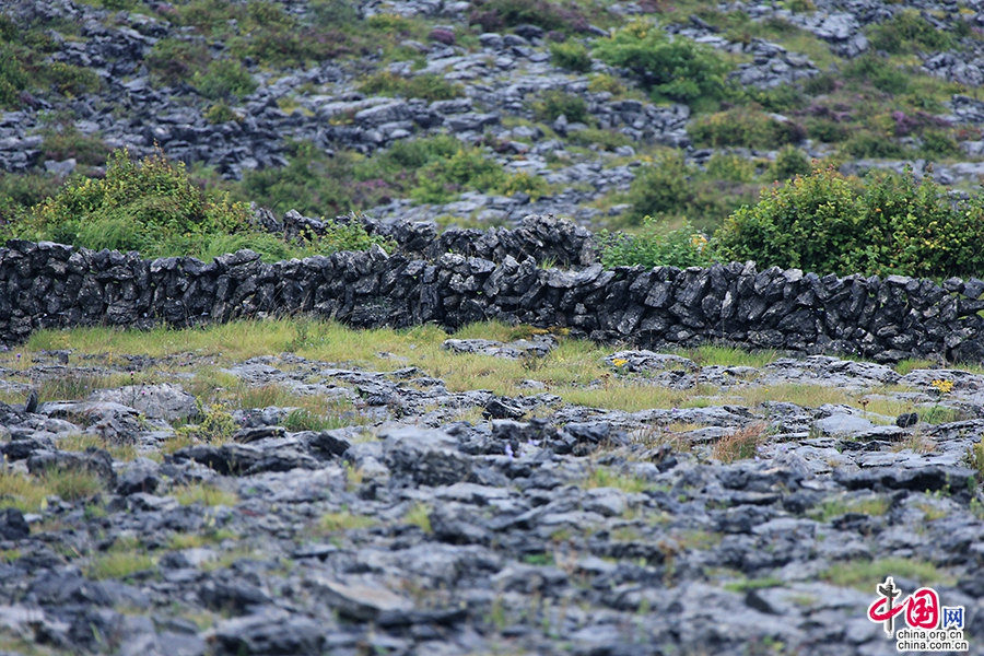 戈尔韦郡优美的山地风光