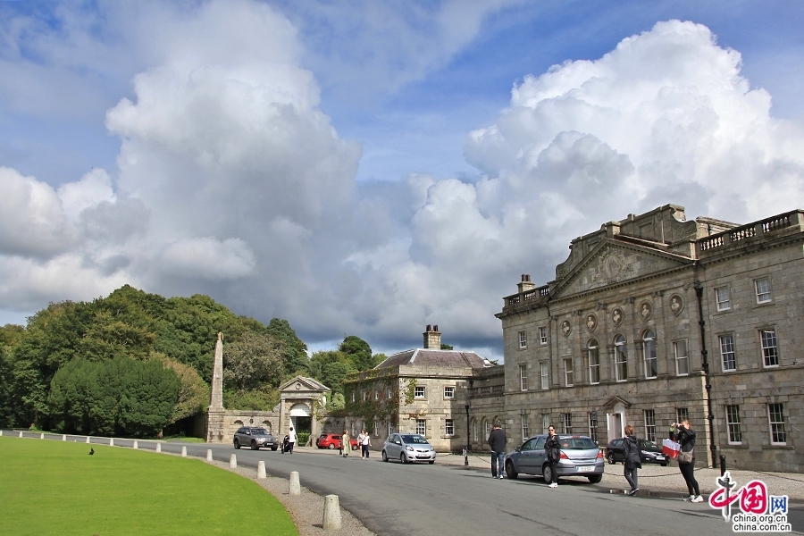 宝尔势格庄园占地6400公顷