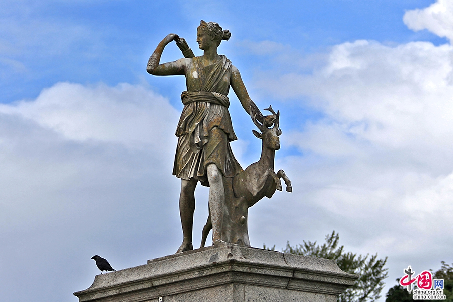 宝尔势格庄园罗马风格雕塑