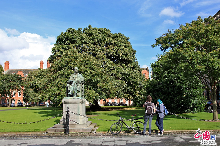 圣三一学院是不列颠及爱尔兰八所古典大学之一