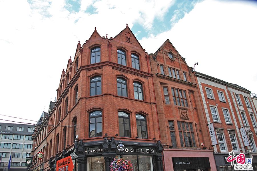 格拉夫顿街南起圣斯蒂芬绿地