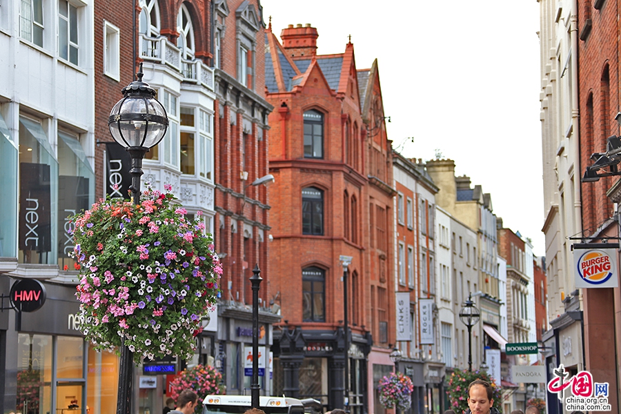 格拉夫顿街令人流连忘返
