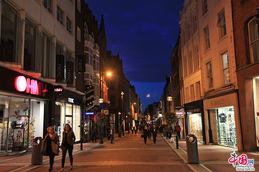 格拉夫顿街华灯初上