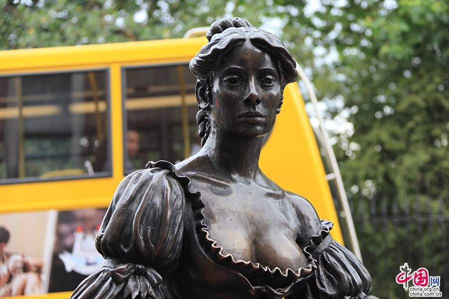 莫莉·马隆是一位17世纪的女性