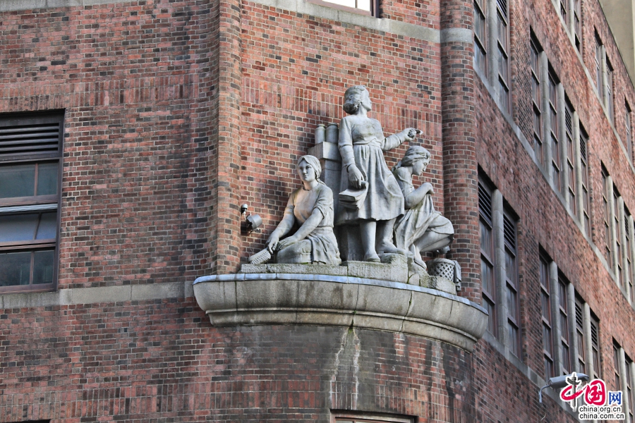 奥康奈尔大街的雕塑