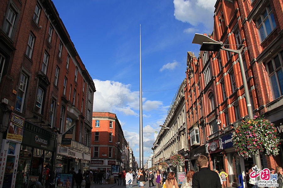 都柏林尖塔是不锈钢尖塔