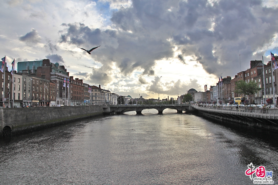 利菲河是都柏林的母亲河