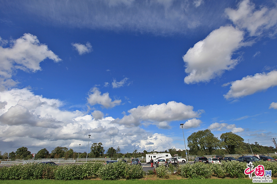 利菲河北岸风光