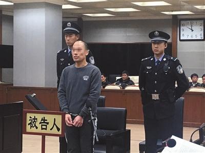 男子因宅基地纠纷刀砍邻居致2死2伤称为自我保护