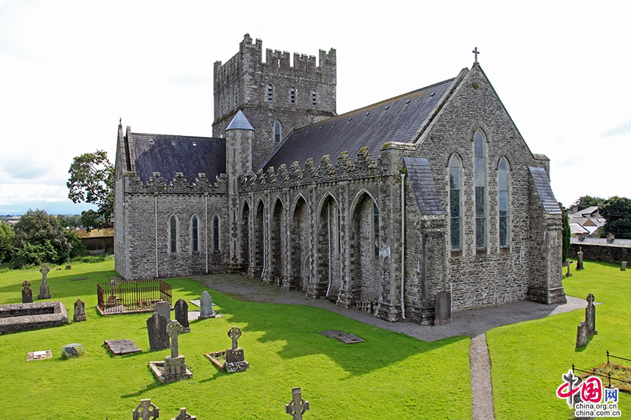圣布里奇德大教堂具有早期的哥特式风格