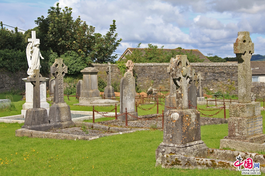 圣布里奇德大教堂的墓园