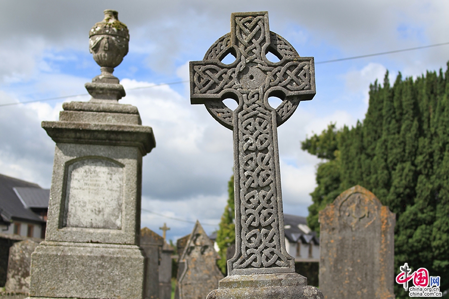 圣布里奇德大教堂的凯尔特十字架