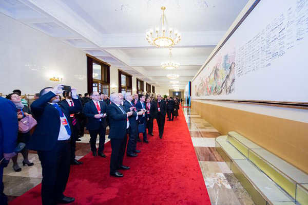 新时代“《和平颂》”国画惊艳亮相全球政党高层对话会