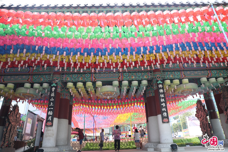 曹溪寺山门