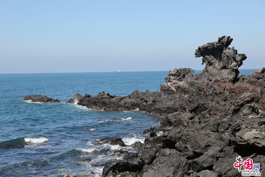 龙头岩是200万年前火山熔岩冷却后而形成