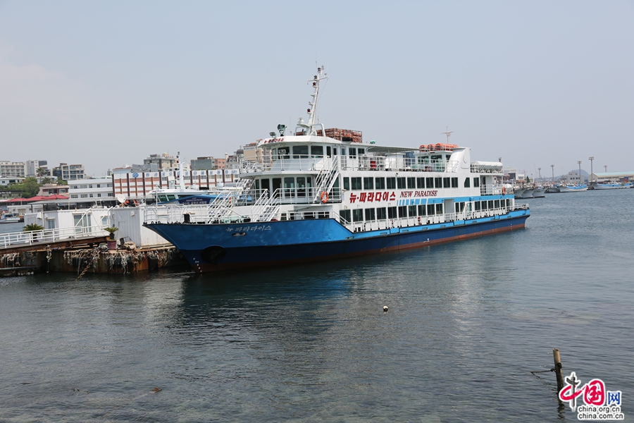 西归浦海港面向朝鲜海峡