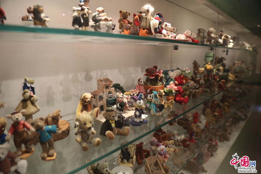 泰迪熊博物馆内以主题陈列着各种各样的泰迪熊玩偶