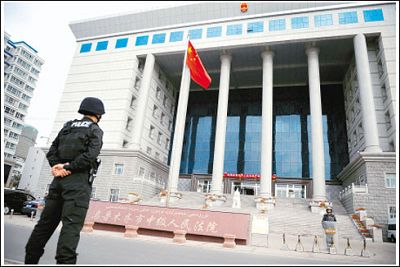 الحكم بإعدام ستة أشخاص متورطين في أحداث الشغب في شينجيانغ 